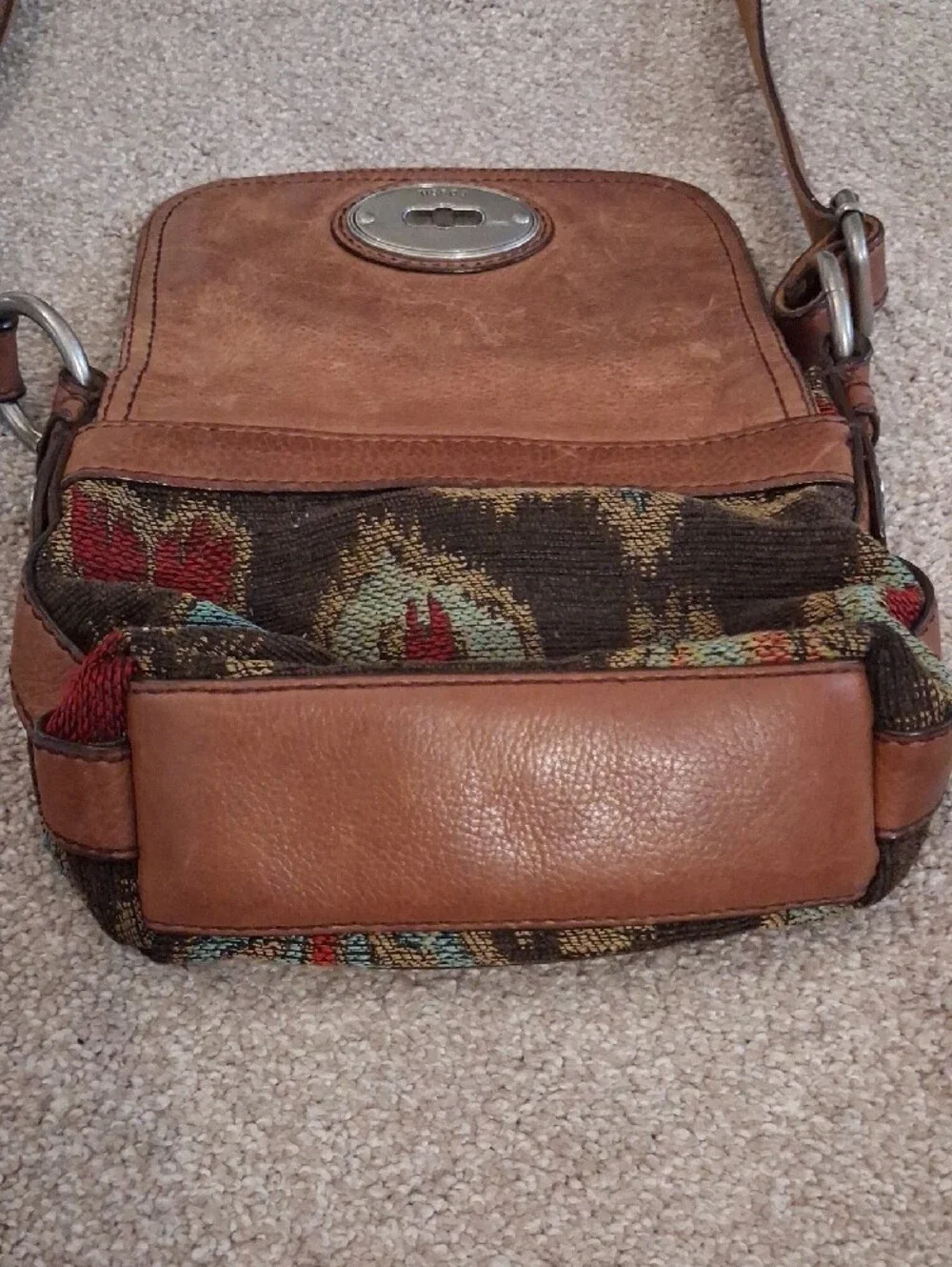 Vintage Fossil Brown Leather Tapestry Multicolor Turn Lock Crossbody Purse.